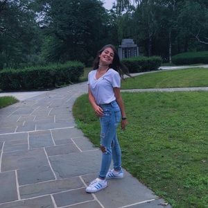 Meet your Posher, Greta